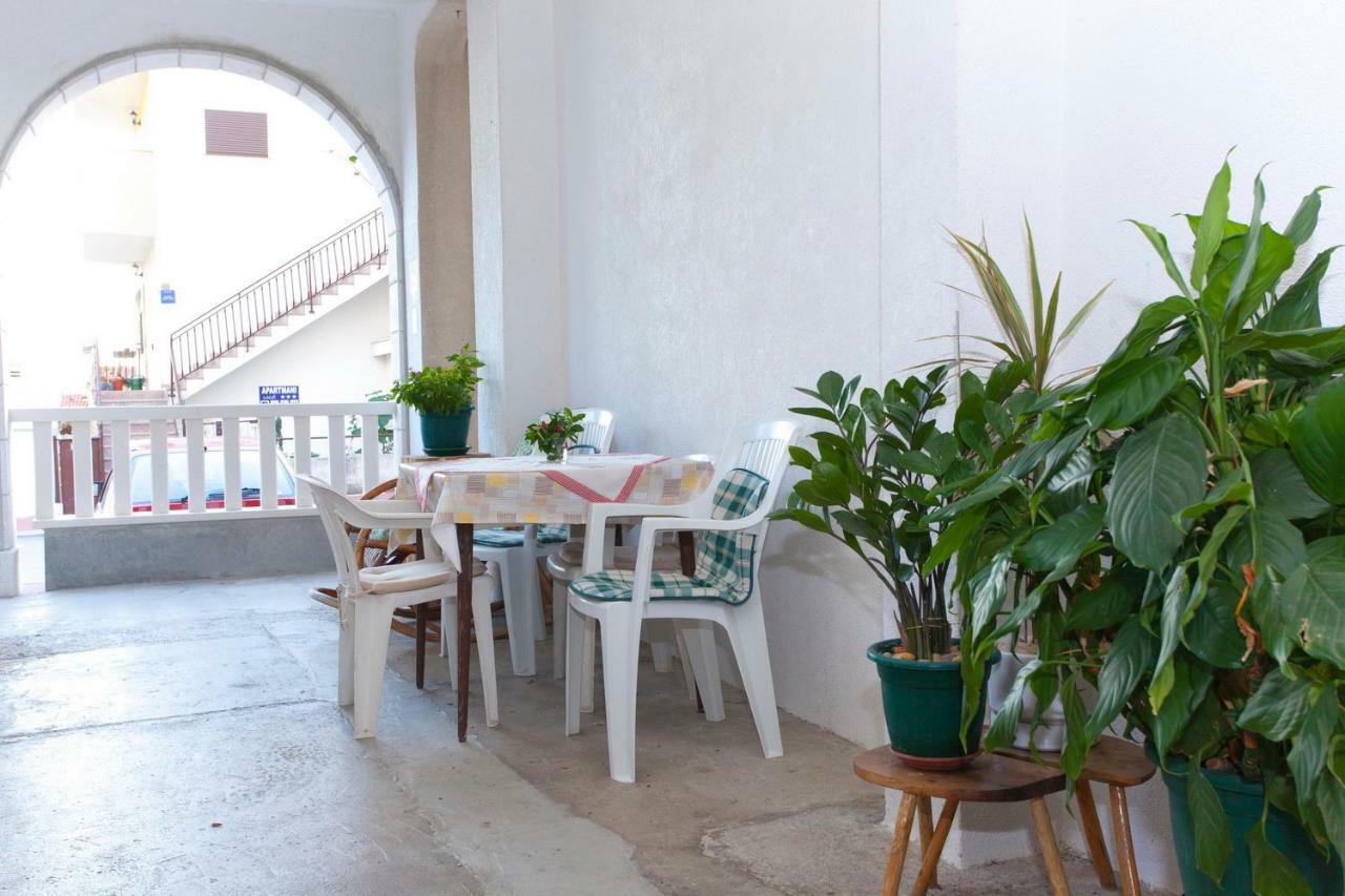 Apartmani Ruza Makarska Exterior photo