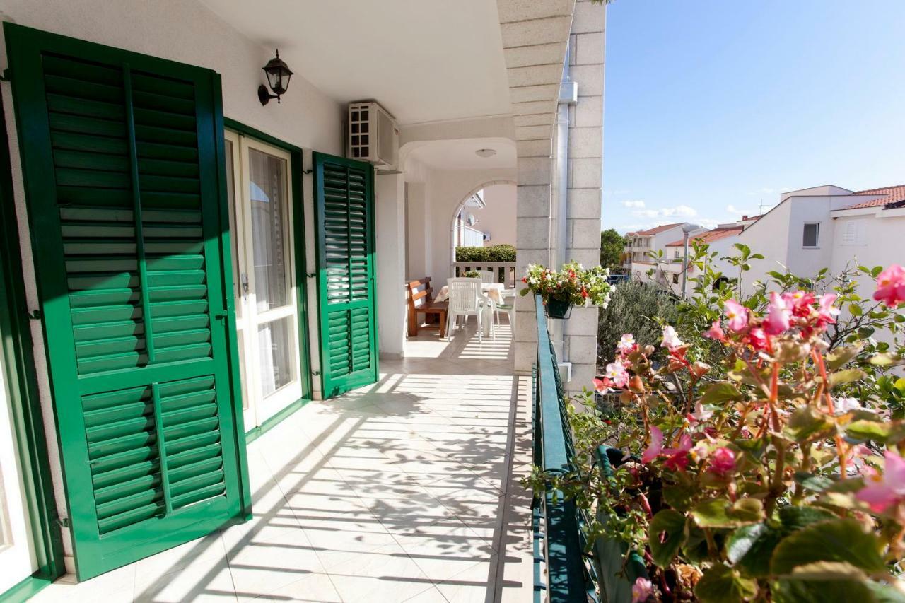 Apartmani Ruza Makarska Exterior photo